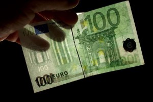 fałszowanie banknotów