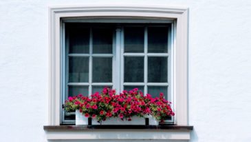 parapety na zewnątrz