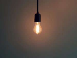 Jak wybrać taryfę energii elektrycznej