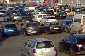 Płatne parkingi przy marketach