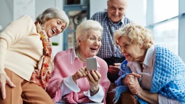 aplikacje mobilne dla seniorów