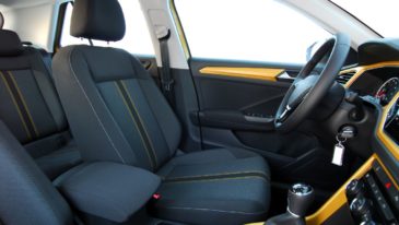 Pokrowce samochodowe