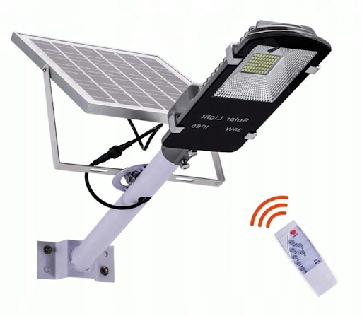 Solarna lampa uliczna