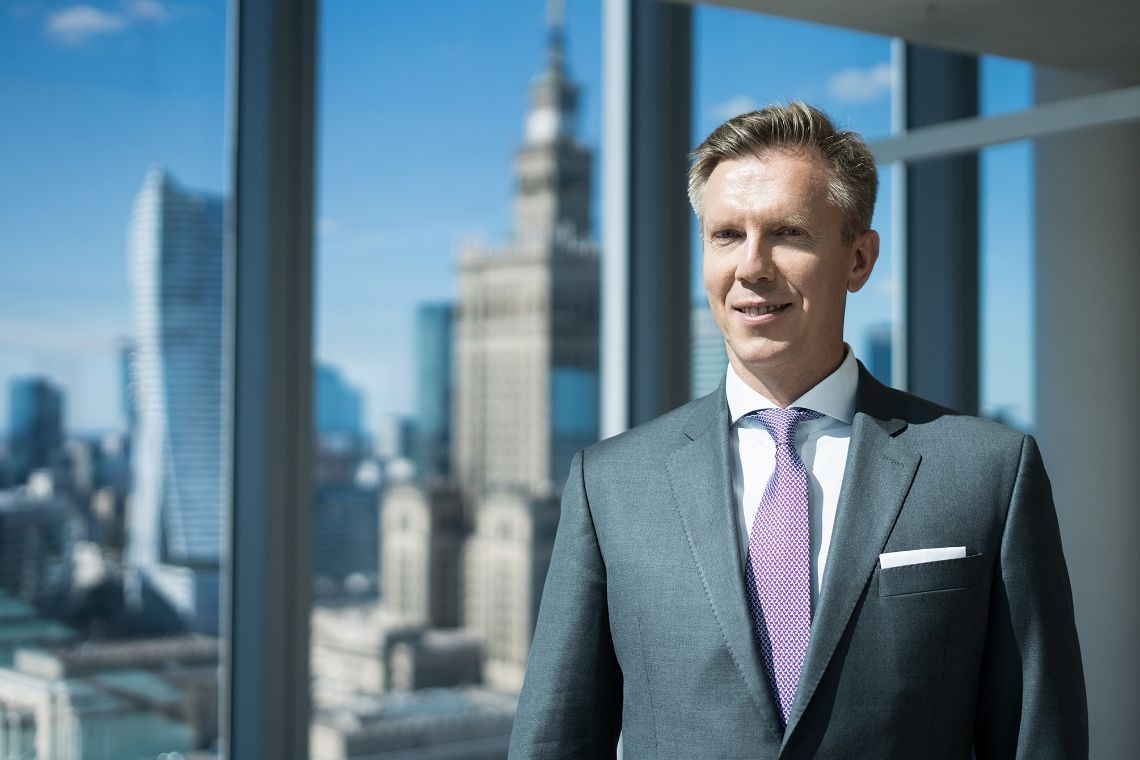 Tomasz Buras, Savills