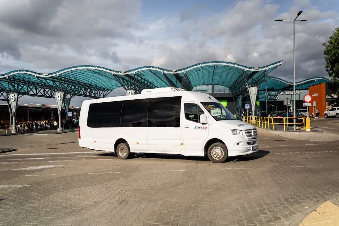 autobus Grupy Faster